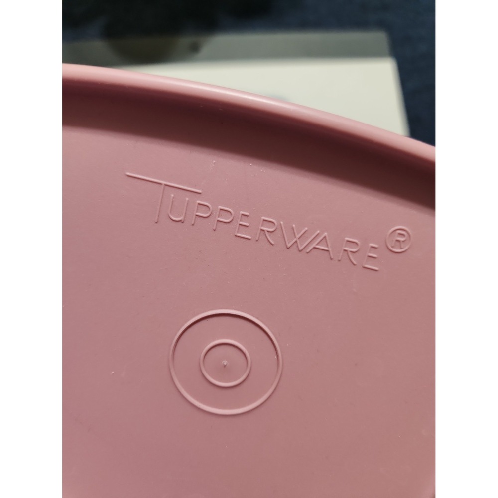 Vintage Tupperware Pastel Square Storage Containers Set of 3 Lids Made in USA - Picture 6 of 15